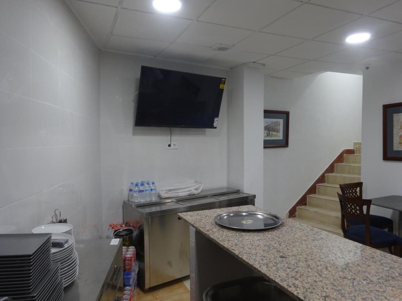 Hostal Lavapies Madrid Extérieur photo